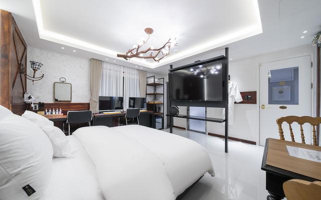 경산 2월 호텔 (리버사이드점)