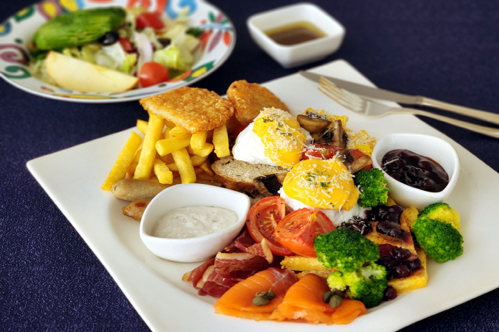 room detail thumbnail 0