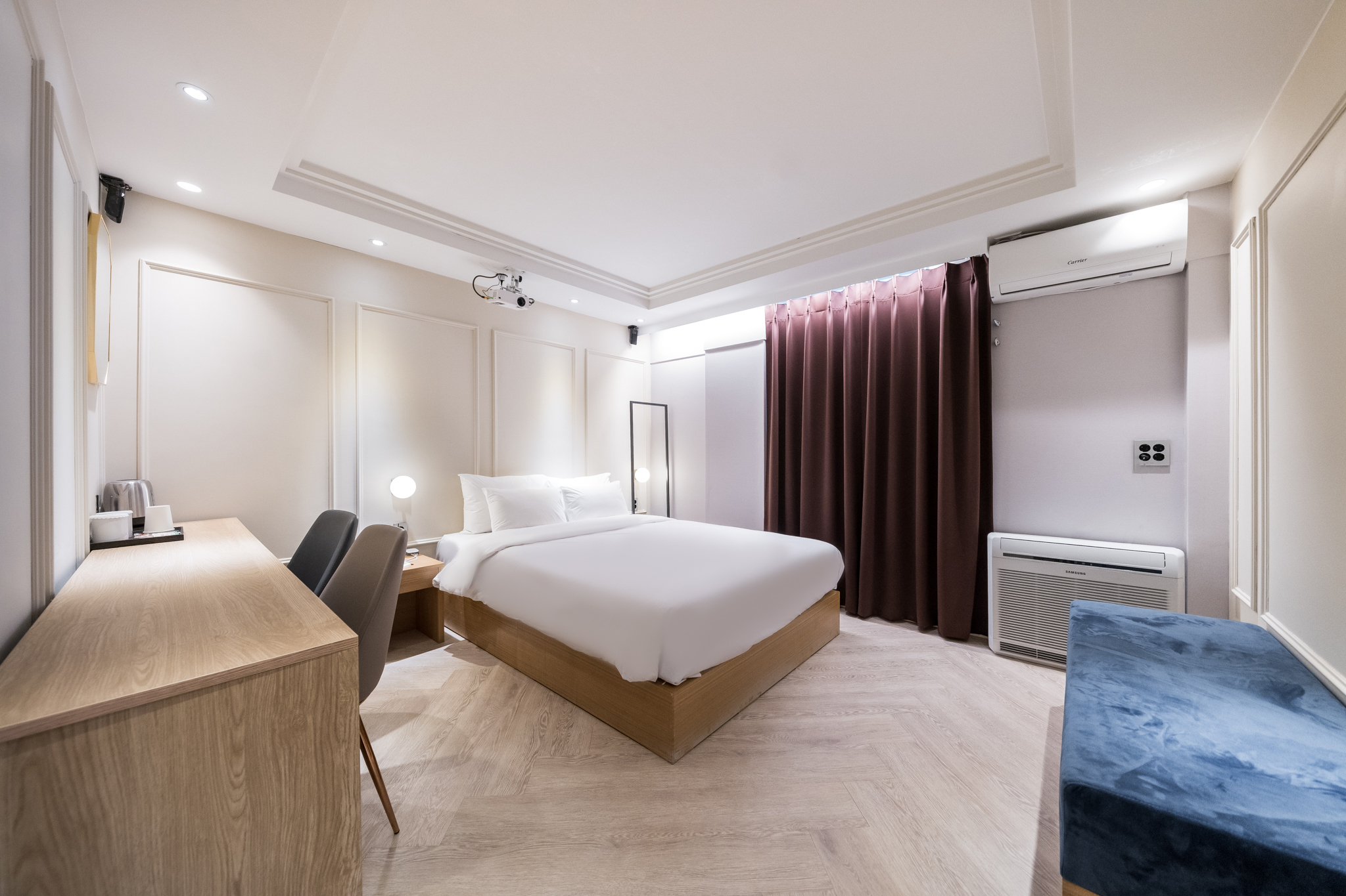 room detail thumbnail 0