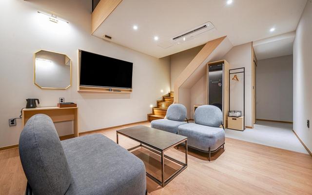 브라운도트 기장역점