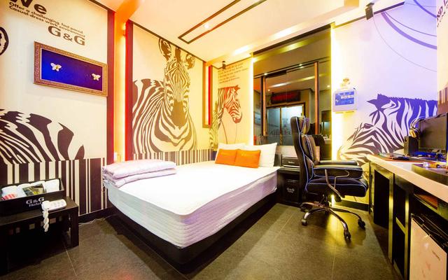 room detail thumbnail 0