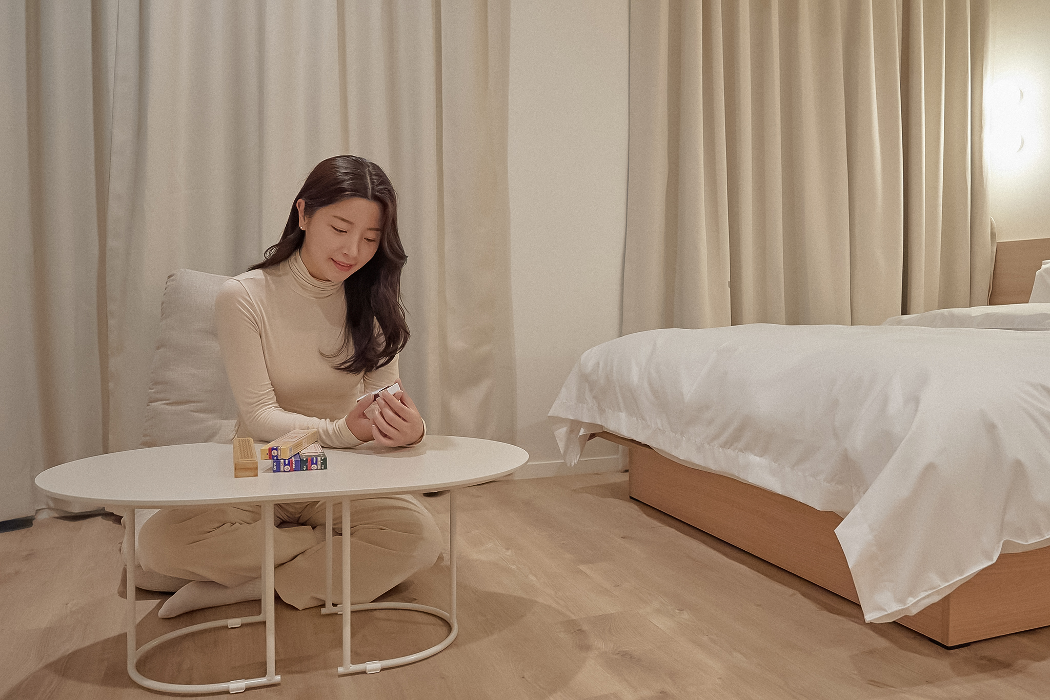 room detail thumbnail 2