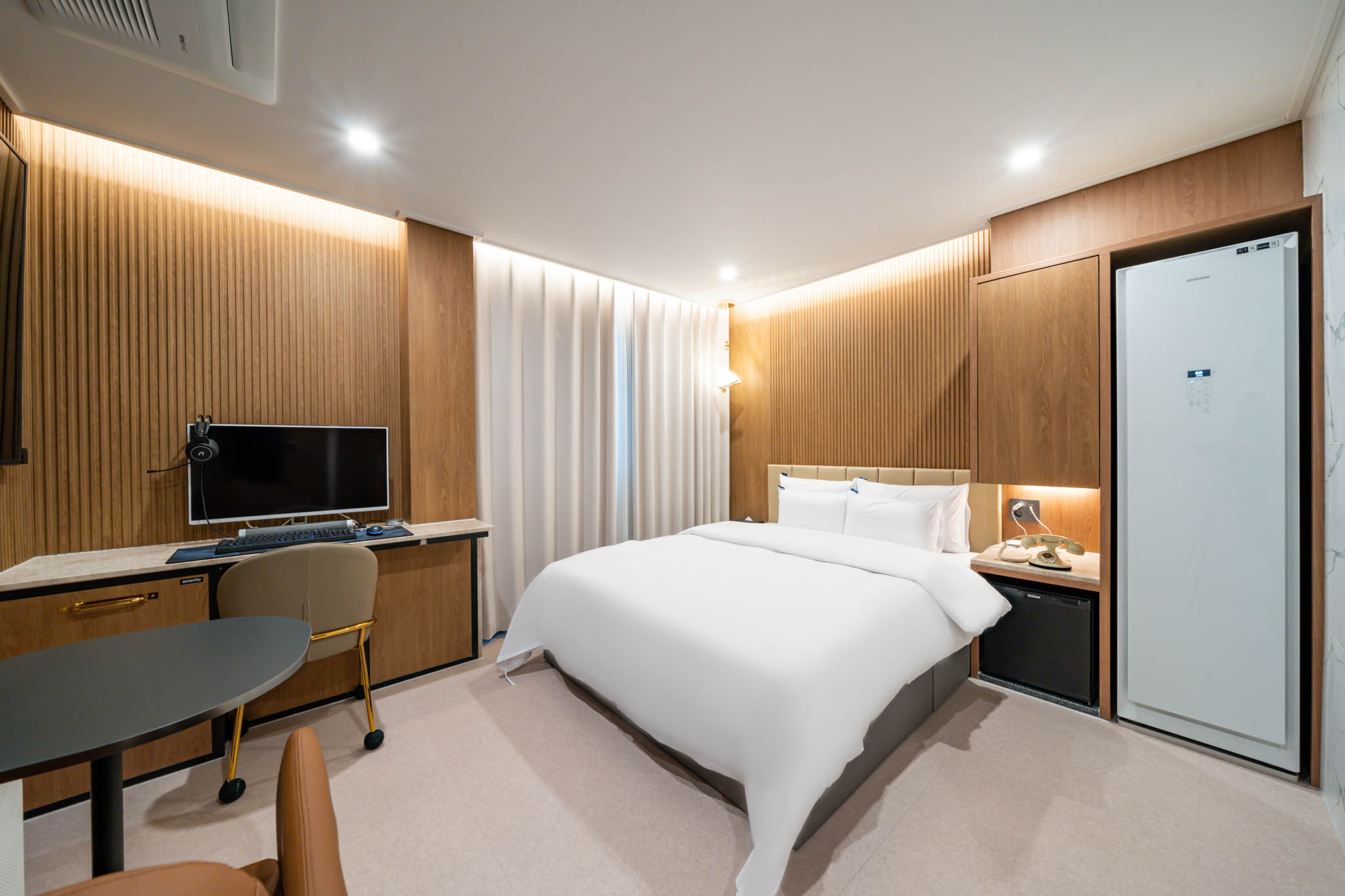 room detail thumbnail 0