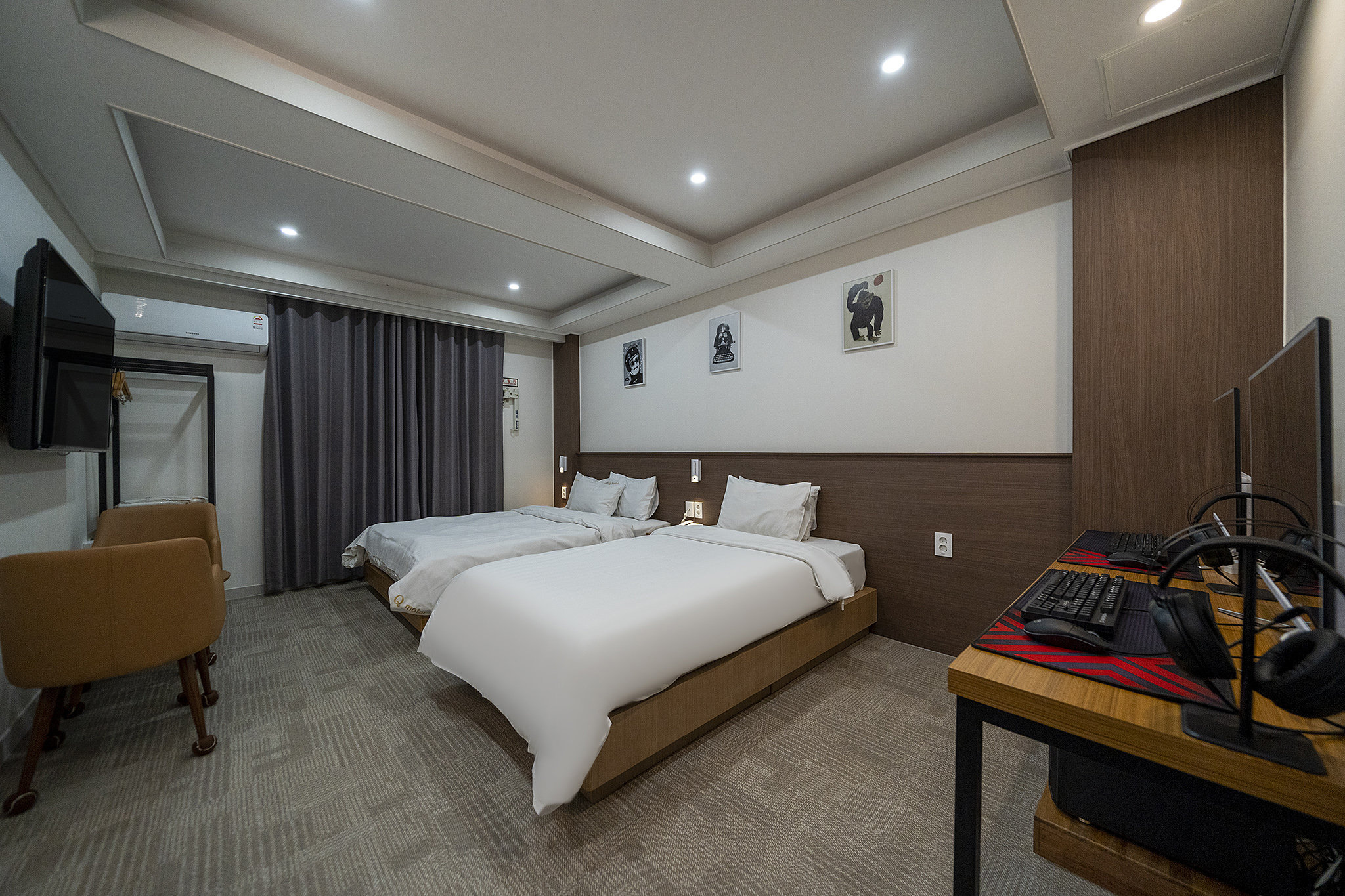 room detail thumbnail 0