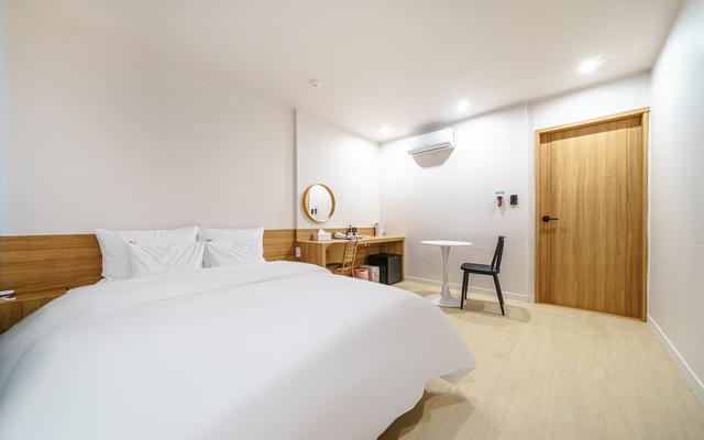 거제도 옥포 프롬에이치 동백호텔 by Kwon 거제 옥포