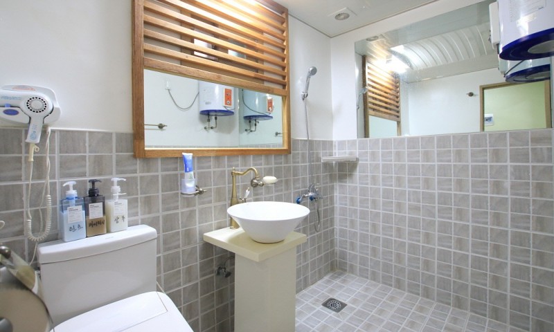 https://yaimg.yanolja.com/v5/2023/06/12/12/64870a452ee5e7.66076416.jpg