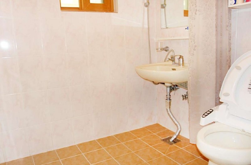 https://yaimg.yanolja.com/v5/2023/06/14/12/6489b6373624e0.57267045.jpg
