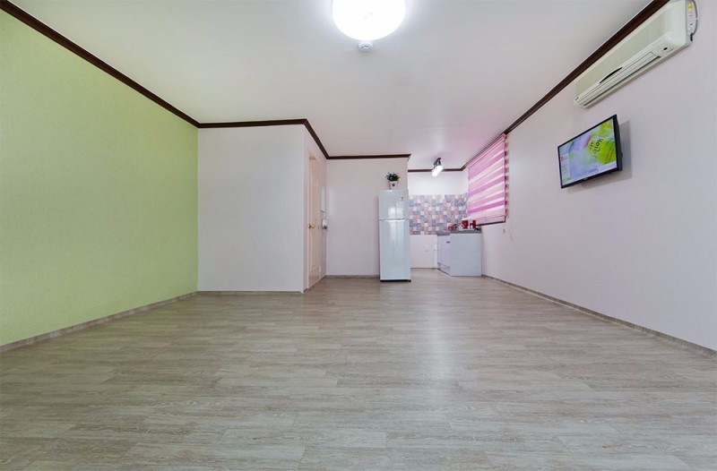 https://yaimg.yanolja.com/v5/2023/06/14/14/6489c847d8f341.74949437.jpg