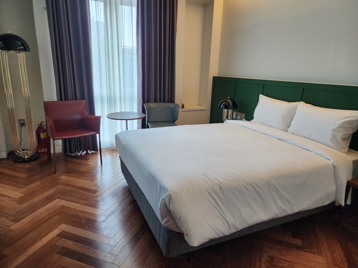 프리미어 더블(2인 조식패키지, 주차불가)