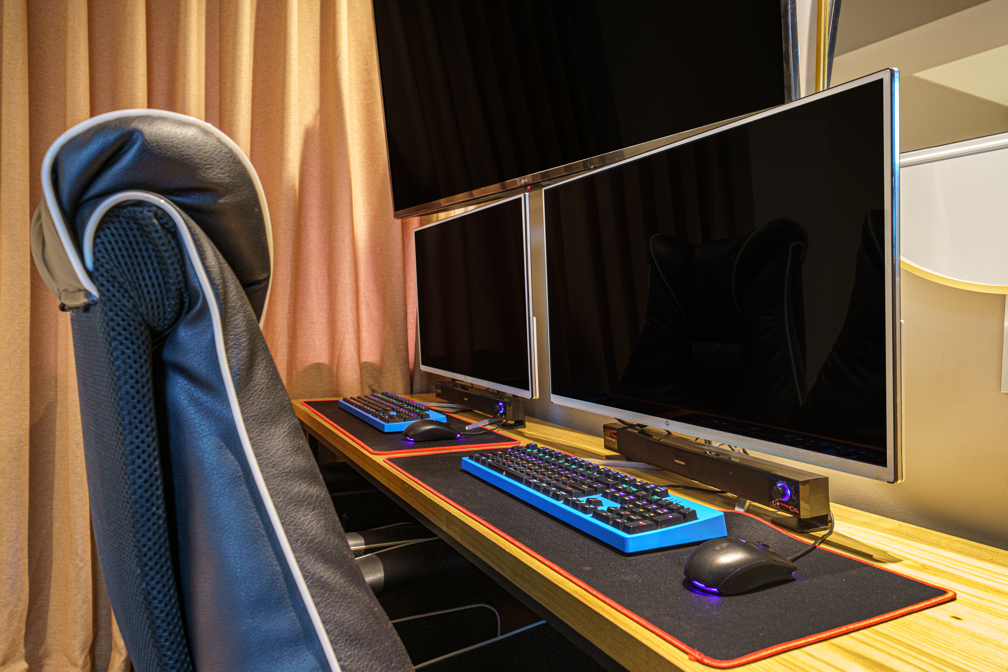 room detail thumbnail 1