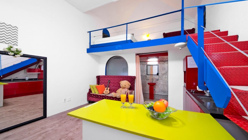 room detail thumbnail 2