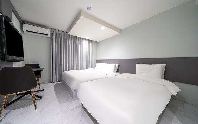 부산 서면 호텔 레니스