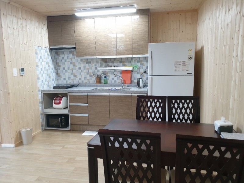 https://yaimg.yanolja.com/v5/2023/07/11/11/64ad3f18b4bf48.14073401.jpg