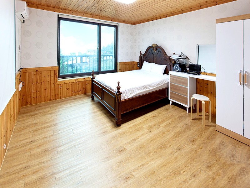 https://yaimg.yanolja.com/v5/2023/07/12/11/64ae8d1b462008.82329783.jpg