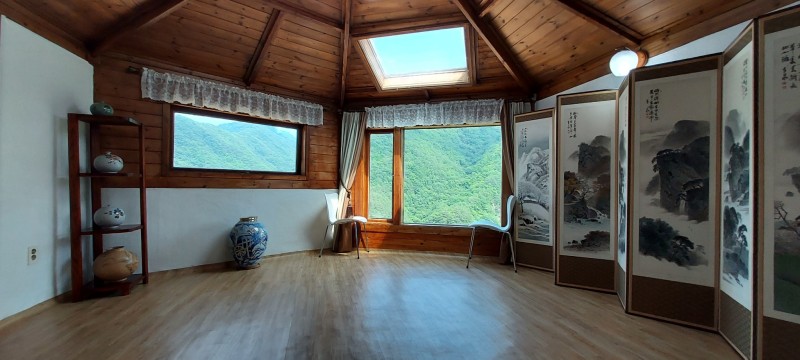 https://yaimg.yanolja.com/v5/2023/07/18/14/64b69c8ce19e39.62205057.jpg