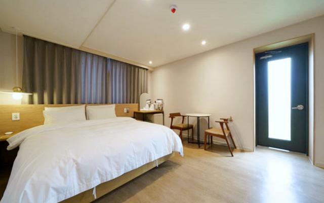 울산 중구 호텔 루바토 울산학성점