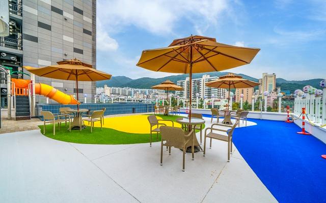 김해 어방동 아몬드키즈풀빌라호텔