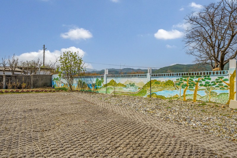 https://yaimg.yanolja.com/v5/2023/08/01/11/64c8e8bfa4da04.86717561.jpg