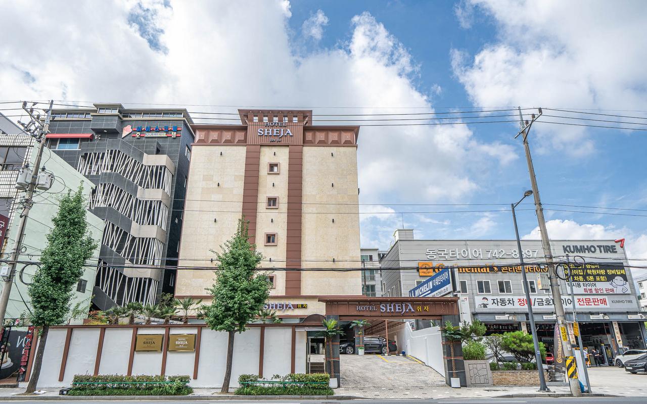 Jinju Sheja Hotel (Jinju Fortress Branch) - SHEJA 사진 2