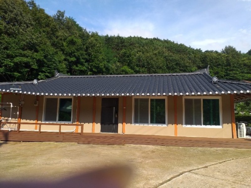 https://yaimg.yanolja.com/v5/2023/08/19/12/64e0b56228f6a9.54378257.jpg