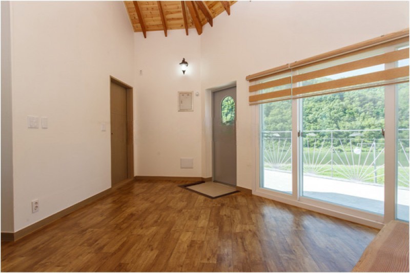 https://yaimg.yanolja.com/v5/2023/08/29/12/64ede4cf5690a2.54453130.jpg