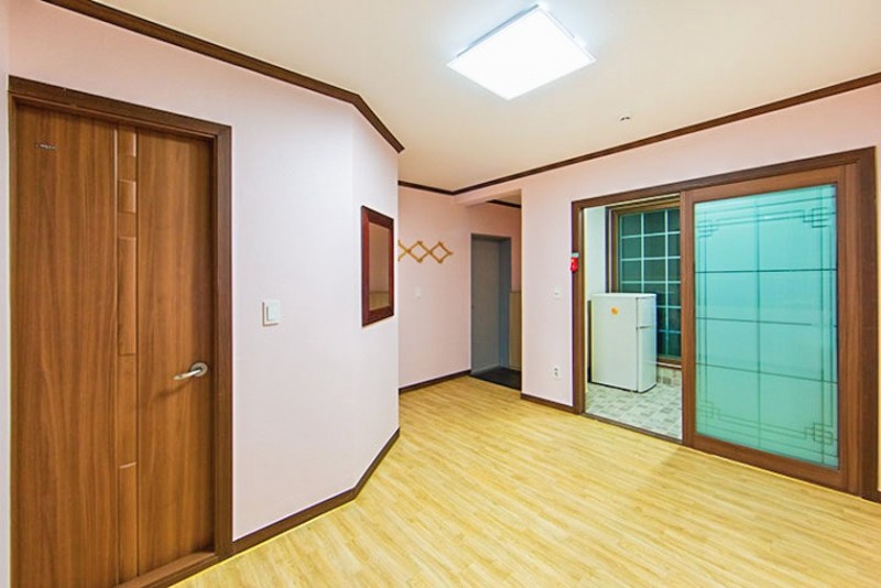 https://yaimg.yanolja.com/v5/2023/08/30/10/64ef19058d5315.87507550.jpg