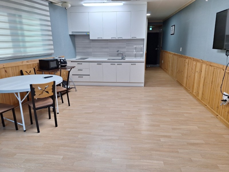 https://yaimg.yanolja.com/v5/2023/09/15/15/650473cfcfa7c8.24165252.jpg