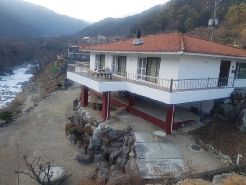 https://yaimg.yanolja.com/v5/2023/09/25/16/6511af5cbaec73.63428551.jpg