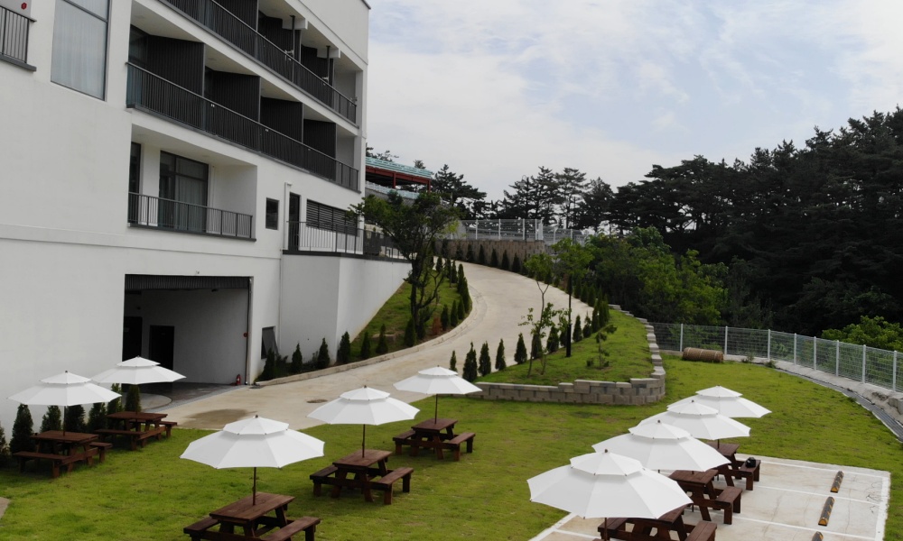 삼척(장호항) 힐스노클비치 Hotel 외관