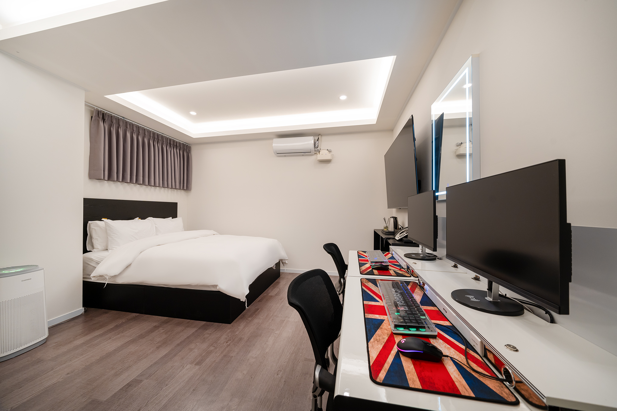 room detail thumbnail 0