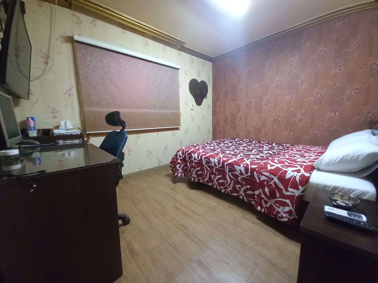 room detail thumbnail 0