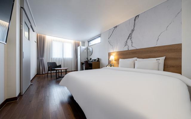 광주 백운동 호텔 포레스트