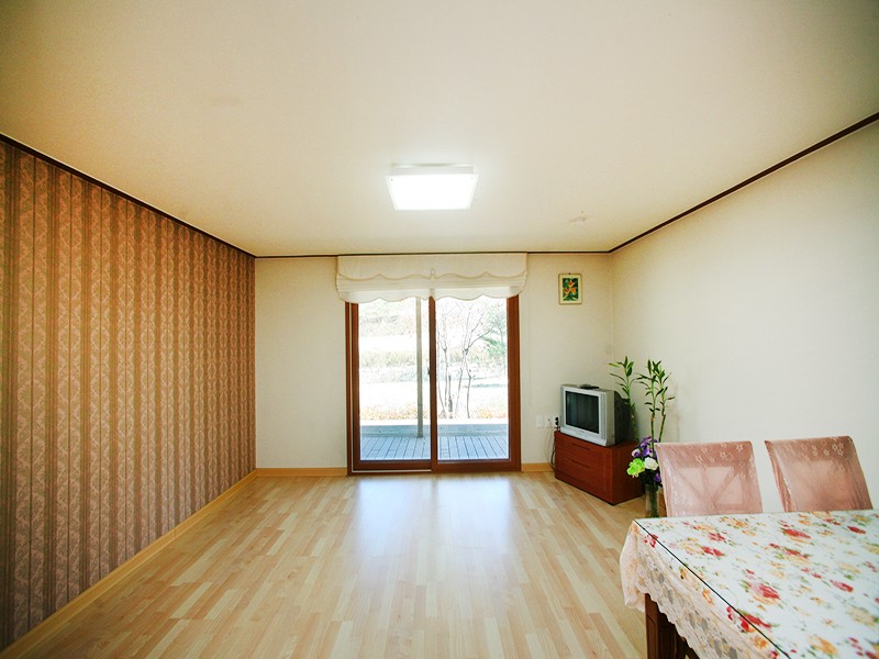 https://yaimg.yanolja.com/v5/2023/12/11/10/6576e5838805c6.86959746.JPG