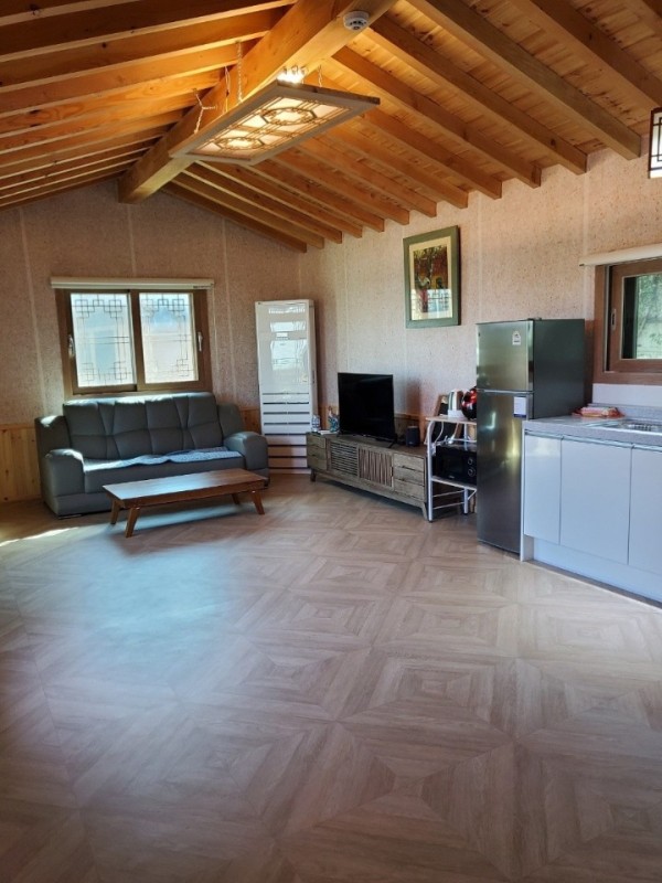 https://yaimg.yanolja.com/v5/2023/12/20/09/6582b80104e790.53131636.jpg