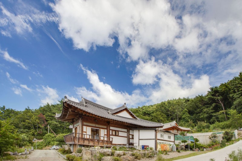 완도 청해진한옥펜션 외관
