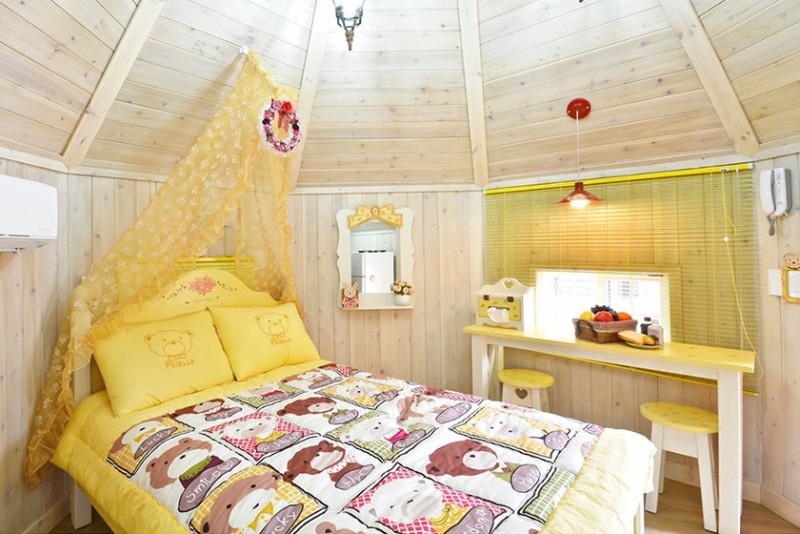 room detail thumbnail 1