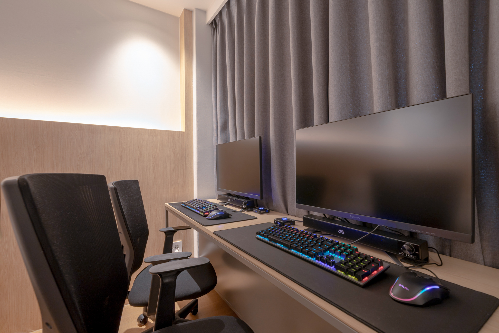 room detail thumbnail 1