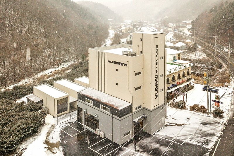 무주 마리나&스위트풀빌라스파펜션 외관