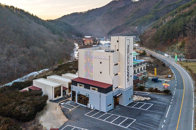 무주 마리나&스위트풀빌라스파펜션 외관