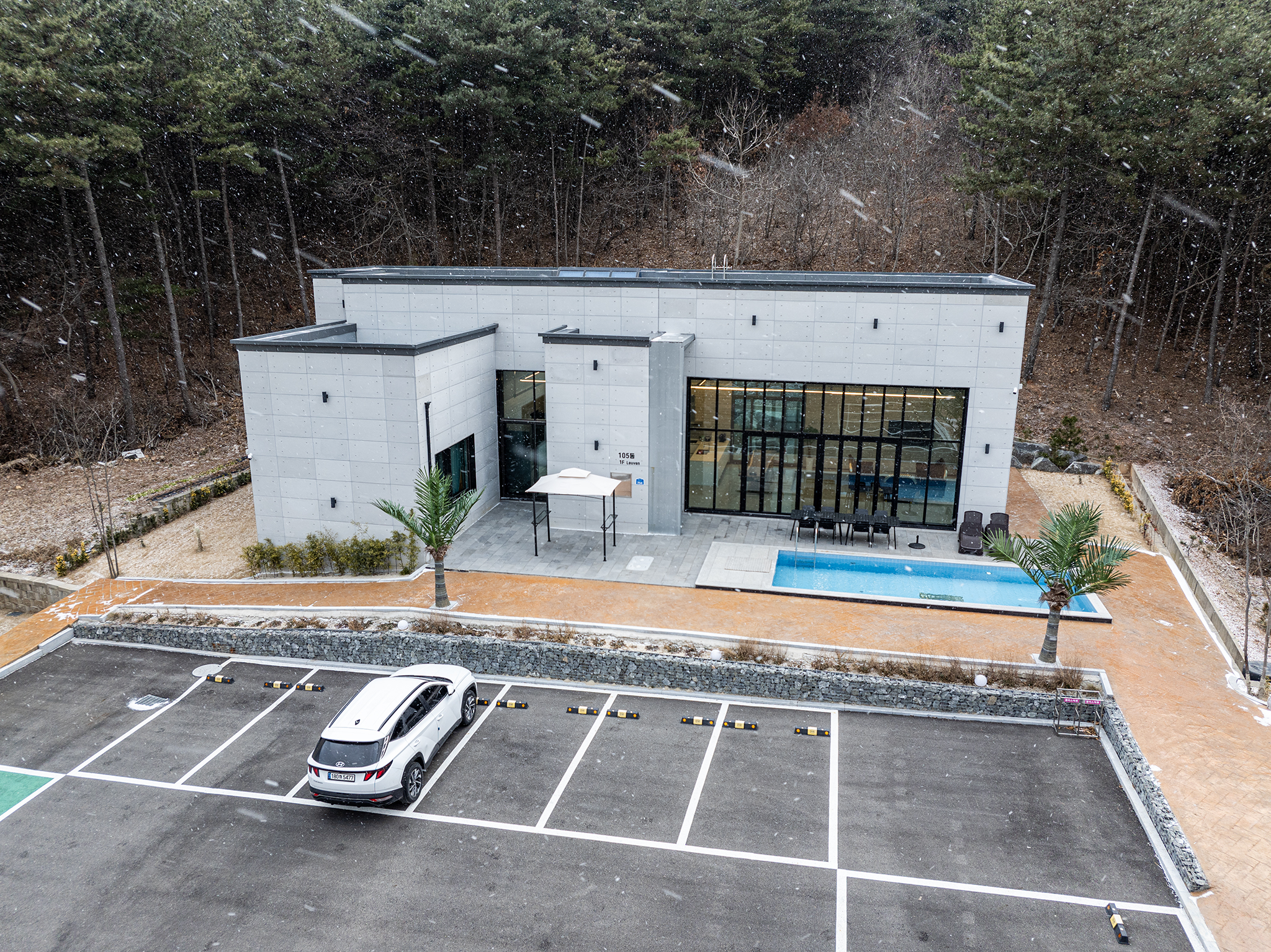 서산(대산) 더온관광호텔 외관