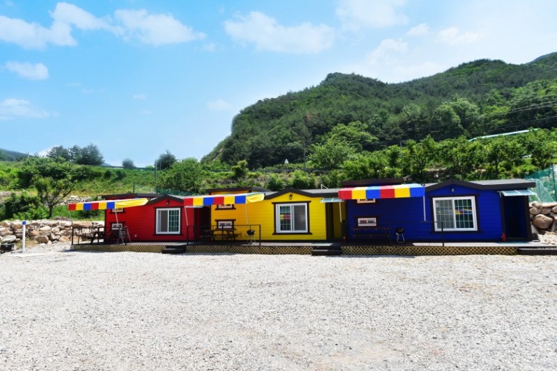 밀양 애견동반 테마수영장펜션 외관