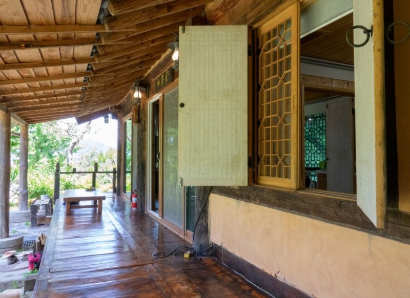 https://yaimg.yanolja.com/v5/2024/03/15/13/65f44b57213cf3.89761827.jpg