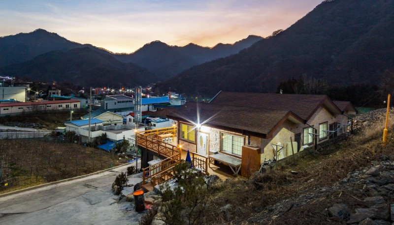 제천 충주빛나는월악펜션 전망