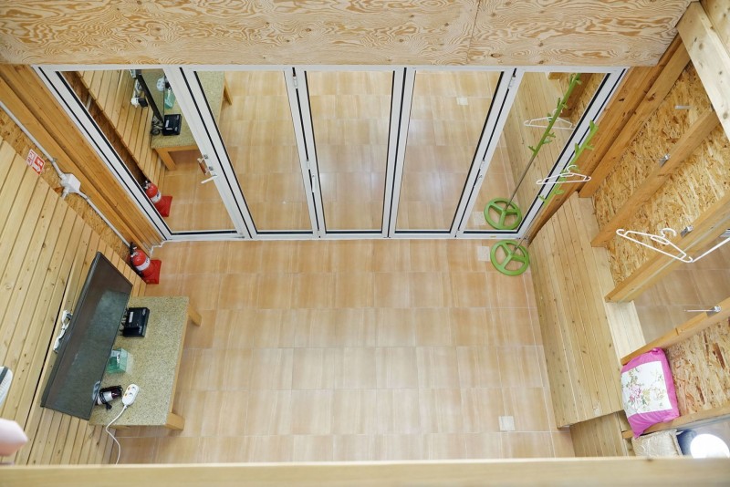 room detail thumbnail 1