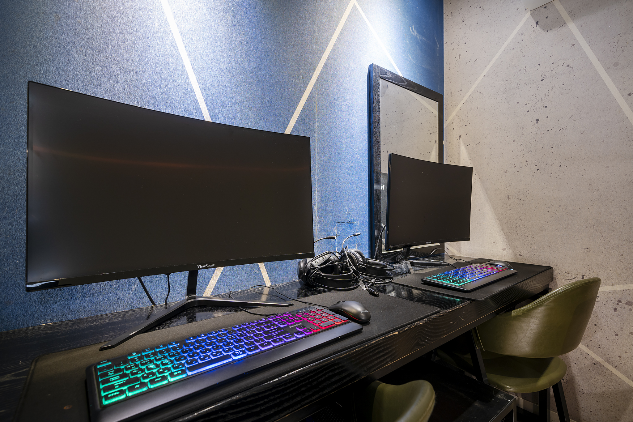 room detail thumbnail 0