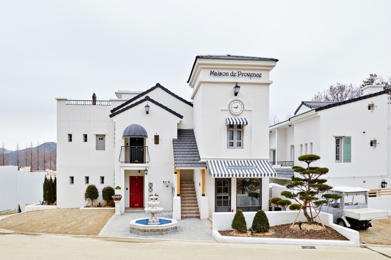 담양 메종드프로방스풀빌라 외관