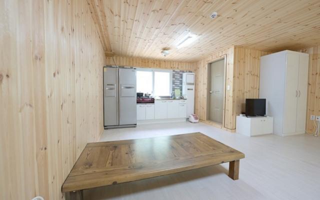 금산 청강수계곡가든펜션