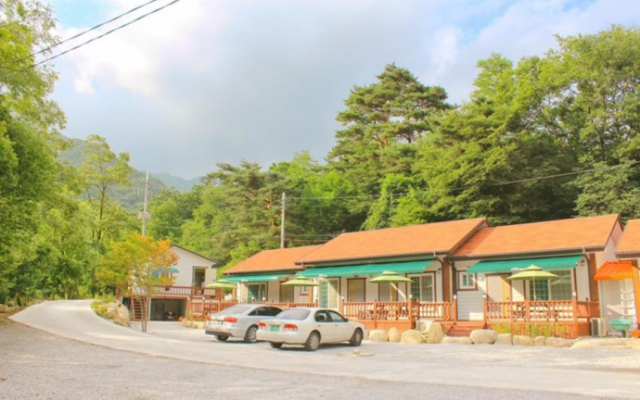 함양 용추밸리캠핑장펜션