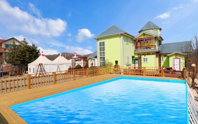 철원 노스텔지아펜션