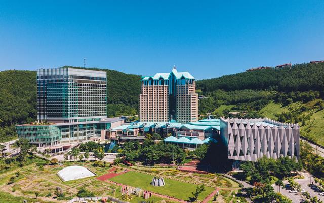 하이원 그랜드 호텔 컨벤션타워 외관